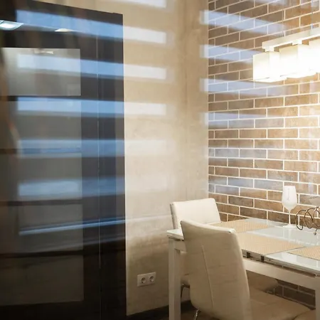 Wonderful Center Apartment